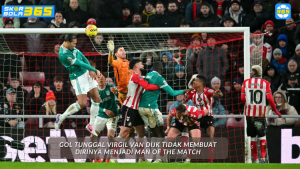Virgil van Dijk melompat tinggi sundul bola ke gawang Sunderland, gol tunggal kemenangan Liverpool 1-0, laga 12 Februari 2026.