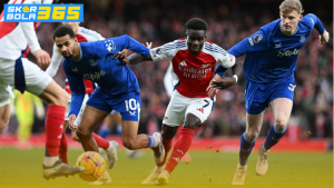 Pemain Arsenal merayakan gol setelah memastikan kemenangan dan meraih tiga poin di pertandingan Premier League