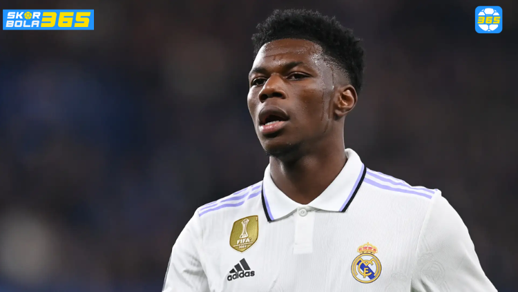 SKOR BOLA 365 - Manchester United buru gelandang Tchouameni, Real Madrid pegang kunci transfer