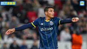 Thiago Silva resmi ditawari AC Milan berdasarkan laporan SKOR BOLA 365