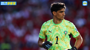 Yassine Bounou menepis penalti Kylian Mbappe di laga Prancis vs Maroko perempat final Piala Dunia 2026, torehan rekor kiper elite.