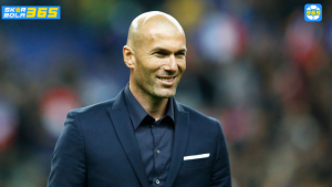 Zinedine Zidane resmi menandatangani kontrak sebagai pelatih Timnas Prancis hingga 2030, menggantikan Didier Deschamps.