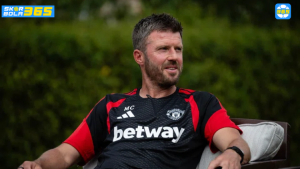 Michael Carrick indikasikan MU belanja lagi di bursa transfer 2026